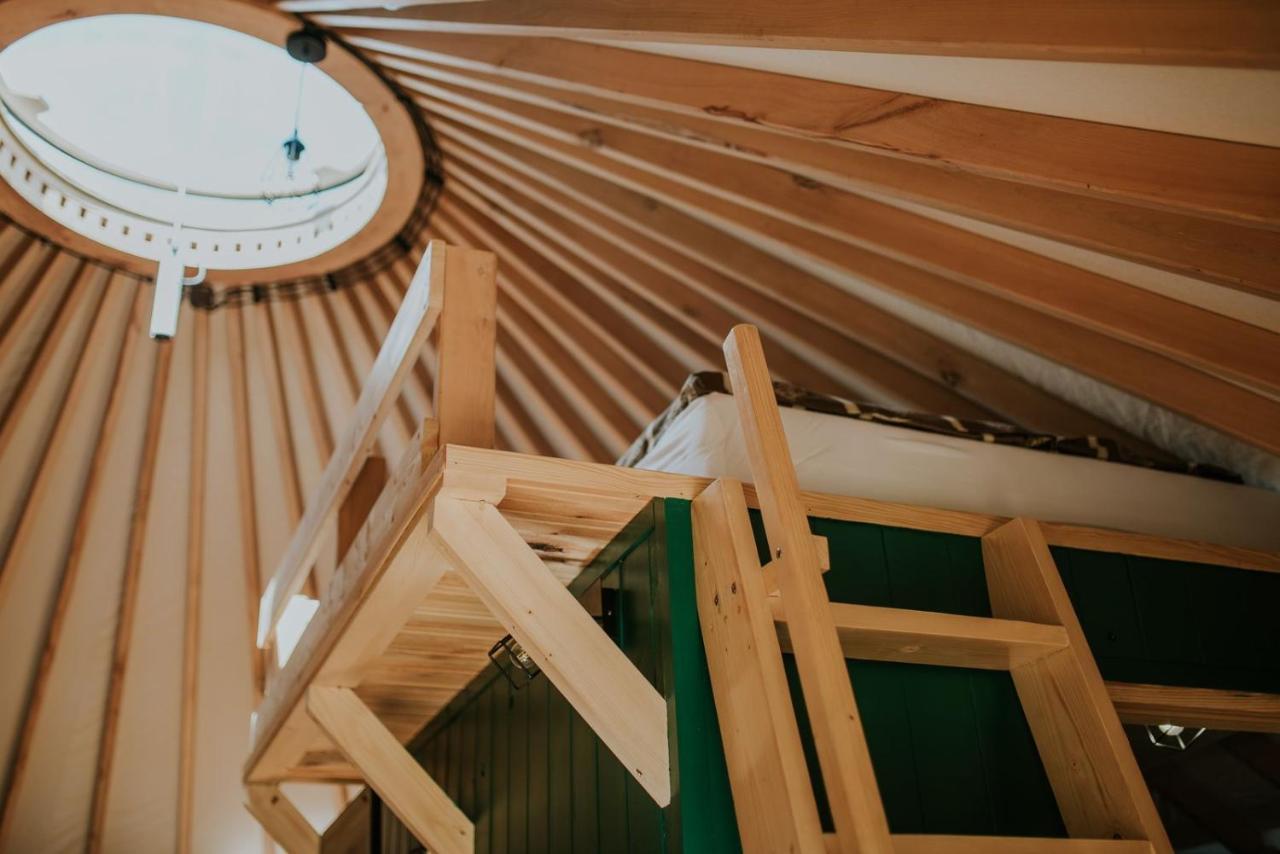 Aloha Glamp - Okragle Domki Przy Rzece - Balia I Sauna - Energylandia Zagornik 외부 사진
