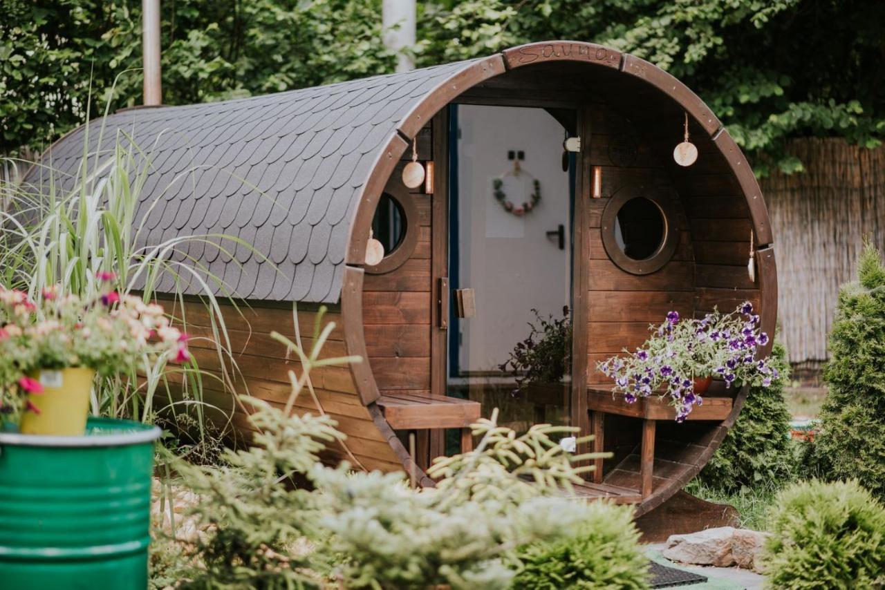Aloha Glamp - Okragle Domki Przy Rzece - Balia I Sauna - Energylandia Zagornik 외부 사진