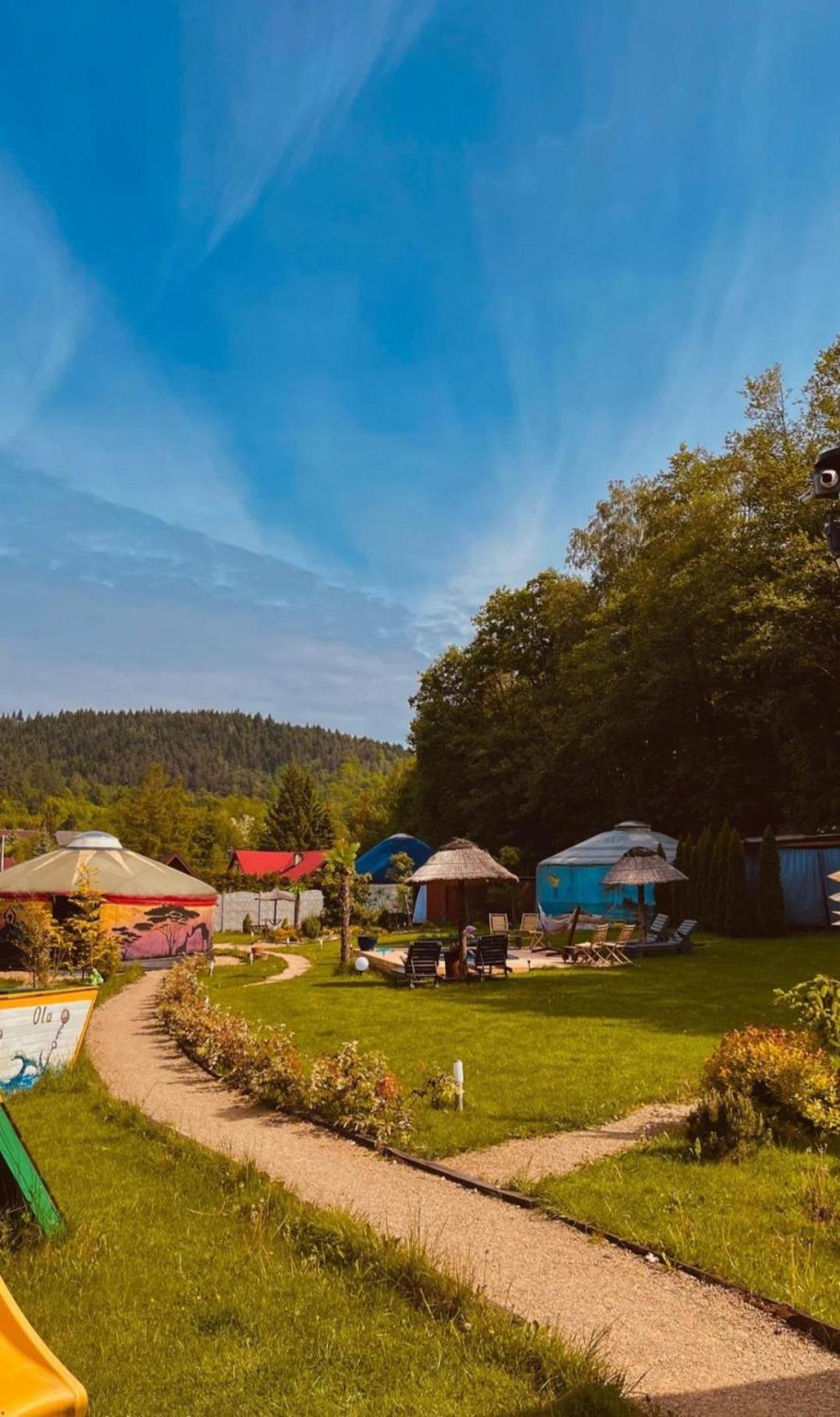 Aloha Glamp - Okragle Domki Przy Rzece - Balia I Sauna - Energylandia Zagornik 외부 사진