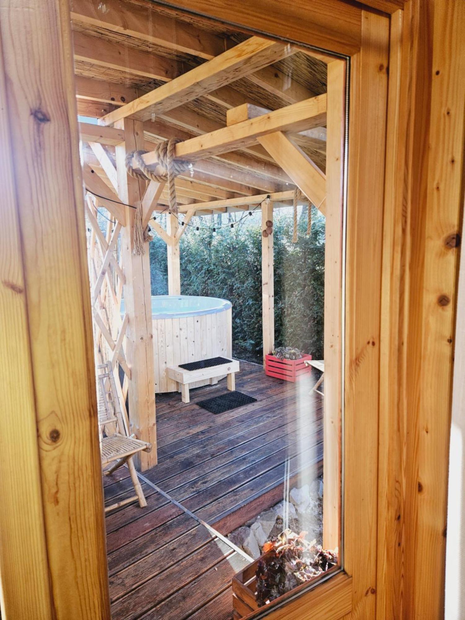 Aloha Glamp - Okragle Domki Przy Rzece - Balia I Sauna - Energylandia Zagornik 외부 사진